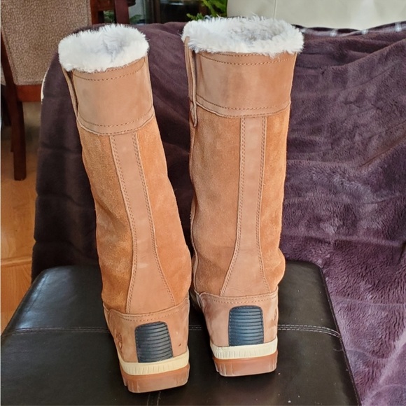 Timberland Boots - Picture 4 of 7